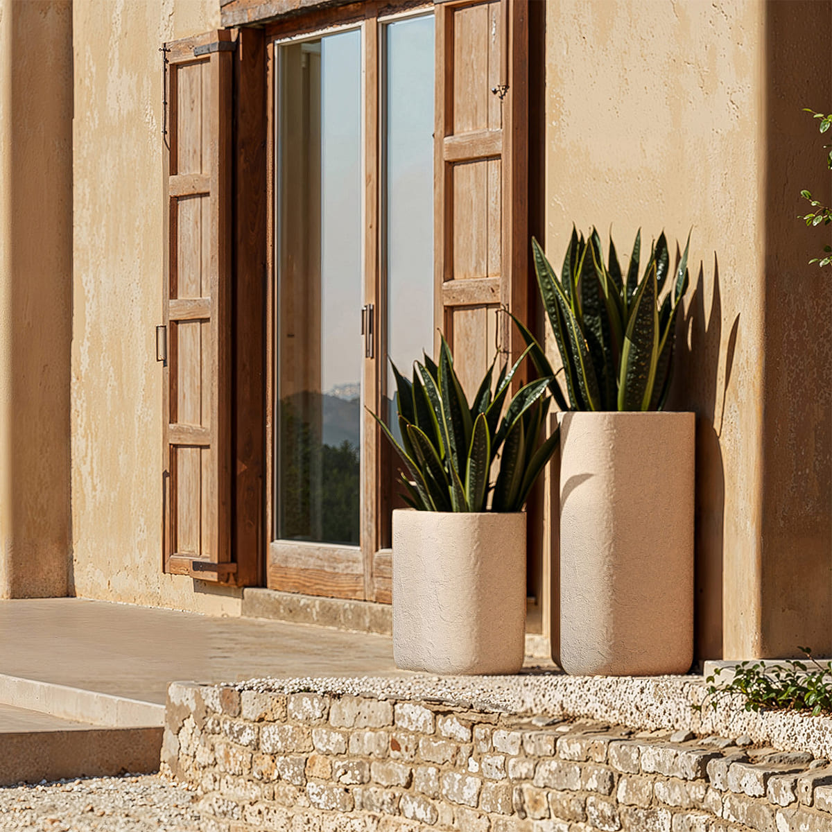 Pot Milos Vondom idéal pour valoriser vos terrasses et espaces d’accueil professionnels