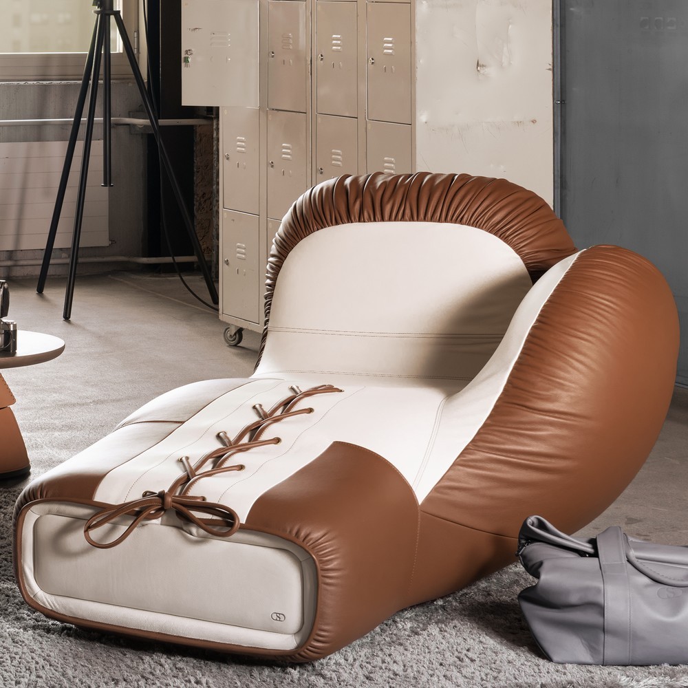 fauteuil cuir gant de boxe De Sede