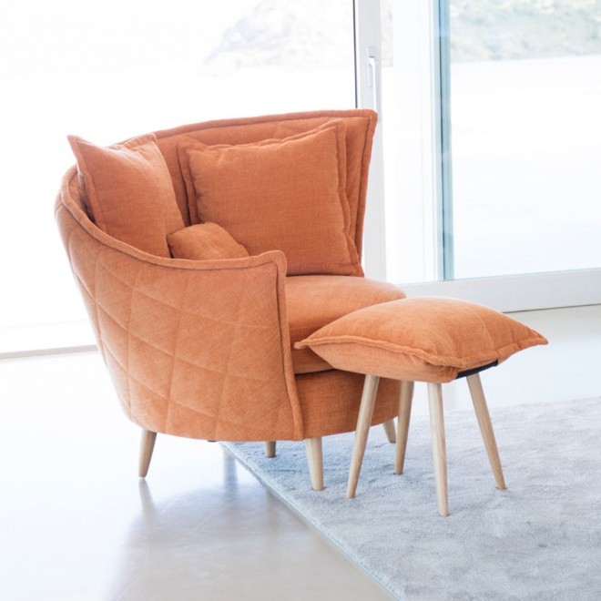 Fauteuil lounge tissu orange avec repose-pieds Volta