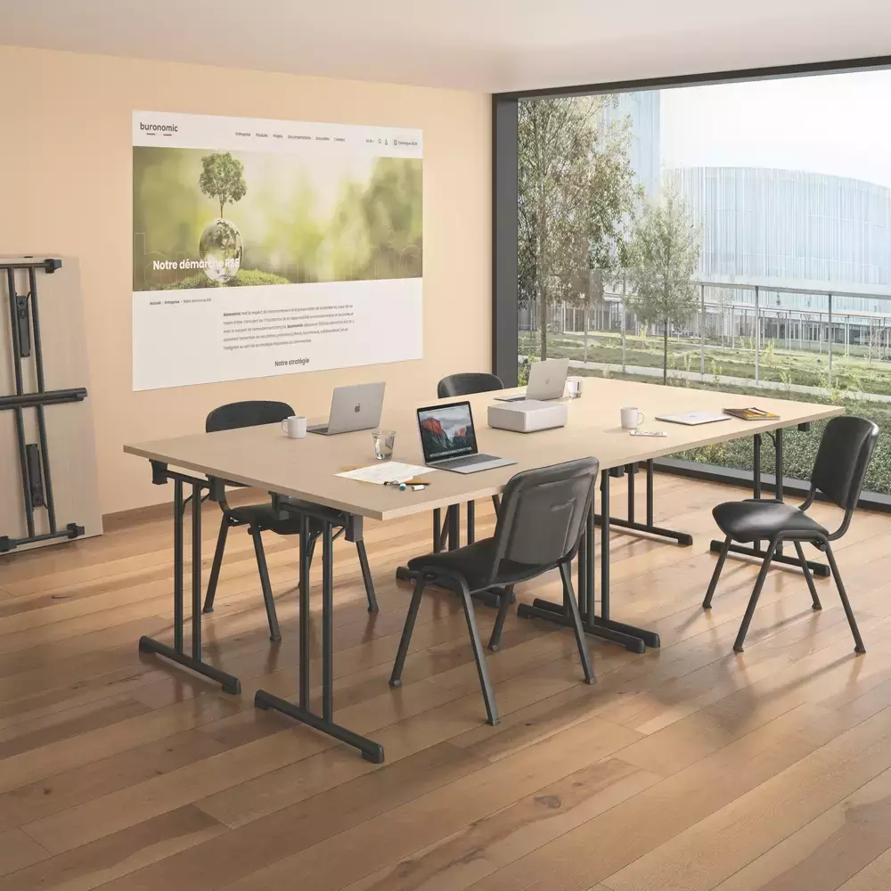 Table de réunion pliante Solution. Mobilier de bureau français avec délai rapide