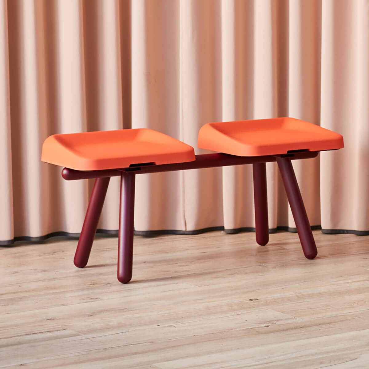 Siège sur poutre 2 places SLIM assise polymère recyclé disponible dans de nombreux coloris