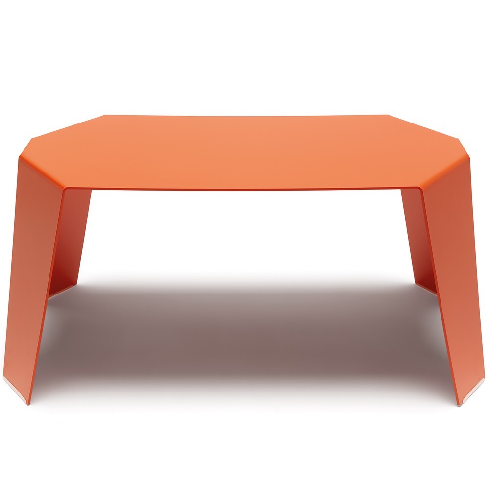 Table basse design en métal orange SAPPORO