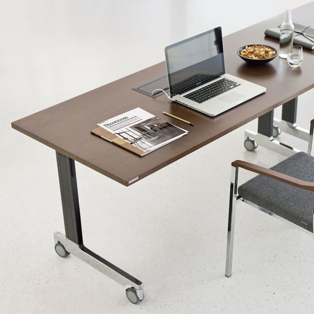 Table de formation rabattable sur roulettes N table Wiesner Hager
