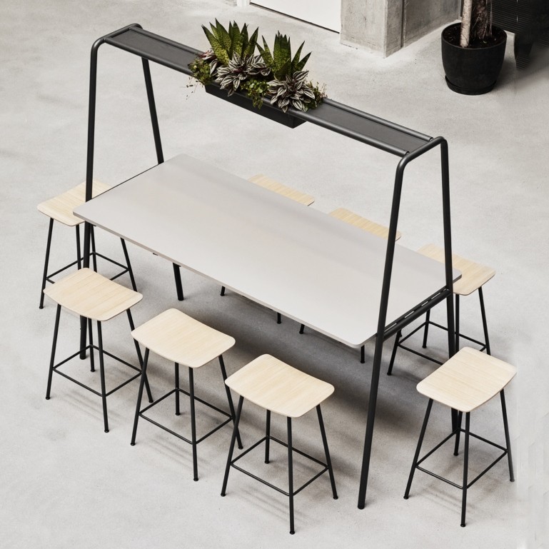 Table haute design FOUR REAL A - aménagement cafétéria - open space