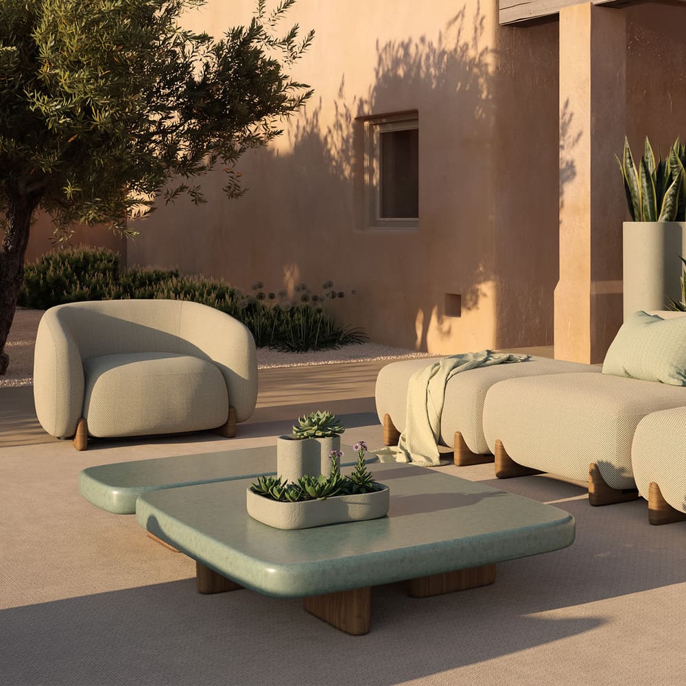 Table basse MILOS Vondom  idéale pour aménager vos espaces d’accueil, terrasses et lounges.