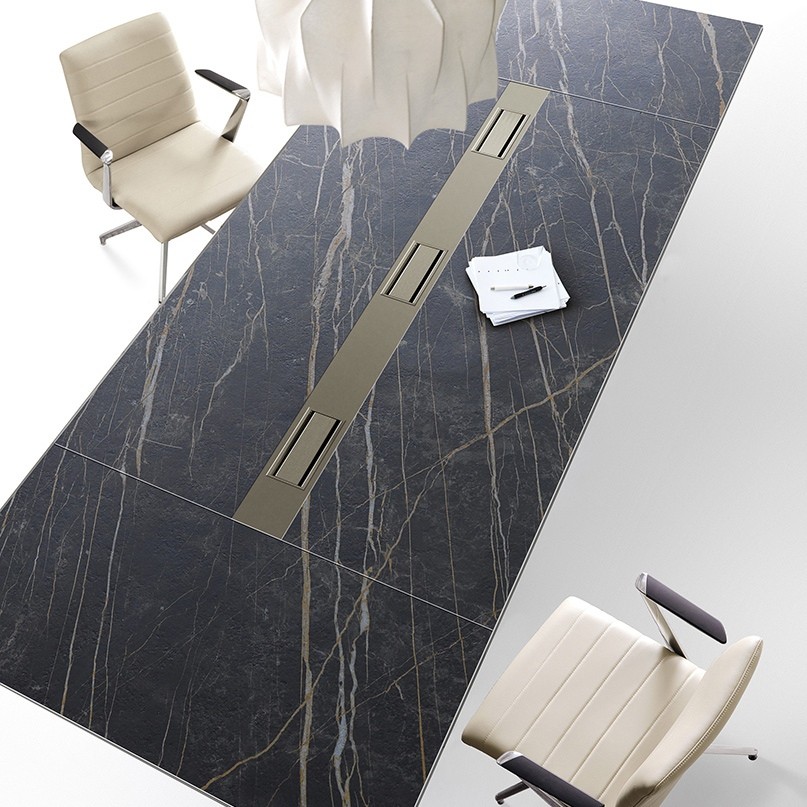 Table de conférence haut de gamme Wing Glamour noir désir IVM